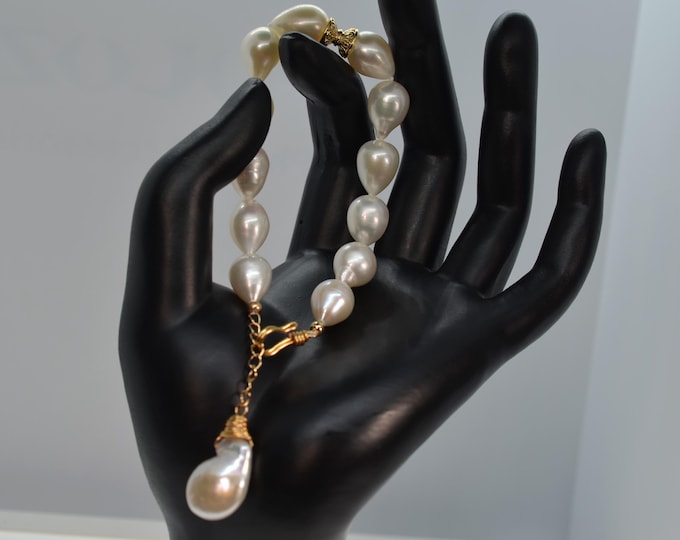 Hand-Knotted Freshwater Pearl Bracelet –  Gold Filled Bracelet – Artisan Pearl Jewelry – Elegant Bridal & Everyday Gift