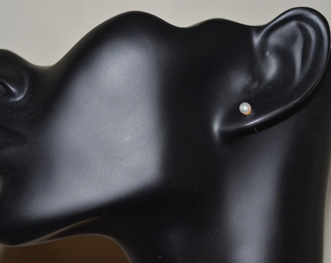 4mm Akoya Pearl Stud Earrings, Solid 18K Gold, Hypoallergenic