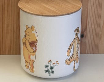 Hand-Painted Winnie Pooh Biscuit Jar, 2.3  Litre Cookie Storage, Kitchen Decor Container