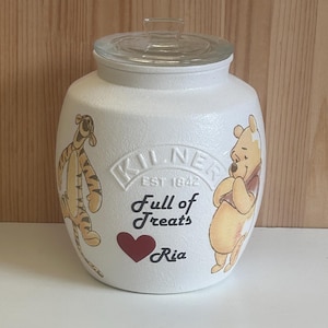 ウィニー・ザ・プー ツリーハウス 陶器製クッキージャー Winnie the Pooh Biscuit Jar - Etsy