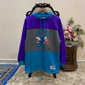 Vintage NBA Charlotte Hornets weatshirt official licensed size M