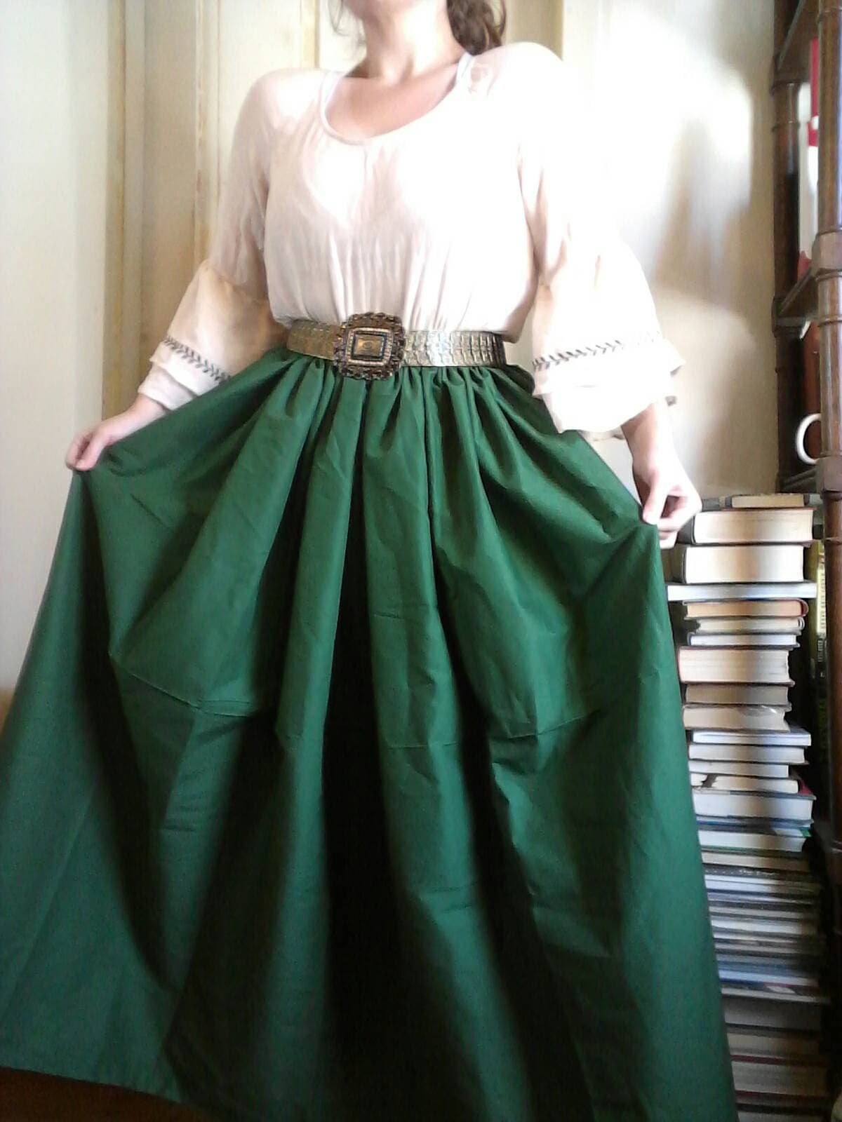 green skirt canada