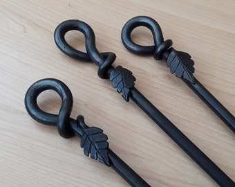 Blacksmith Leaf Fire Poker