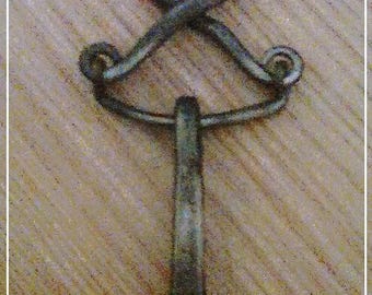 Mjolnir-trolls cross pendant