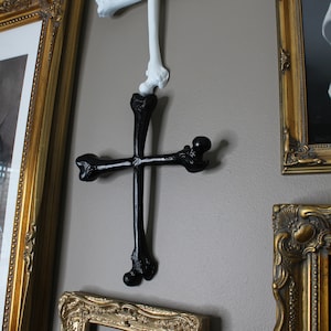 Das Knochenkreuz - Wandbehang Kruzifix -Gothic Wanddekor - Gothic Galeriewand