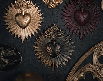 Ardor Heilig Hart Plaquette | Gotische fotowand | Gotische muurdecoratie | Religieus decor | Handgemaakt door The Blackened Teeth