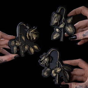 Verwelkte Rosen Set Wandbilder | Gothic Galerie Wand Lückenfüller | Kleine Wandtafeln | Die geschwärzten Zähne | Gothic Wohndekor