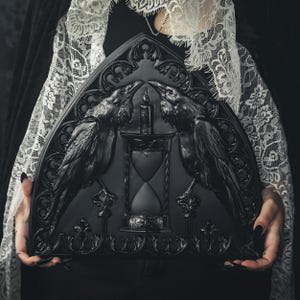 Deathborn Ravens Gothic Wandbild | Gothic Raben Kunst | Gothic Galeriewand | Gothic Wohndekor von The Blackened Teeth