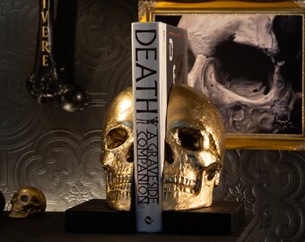 Skull Bookends | Gothic Home Decor by The Blackened Teeth