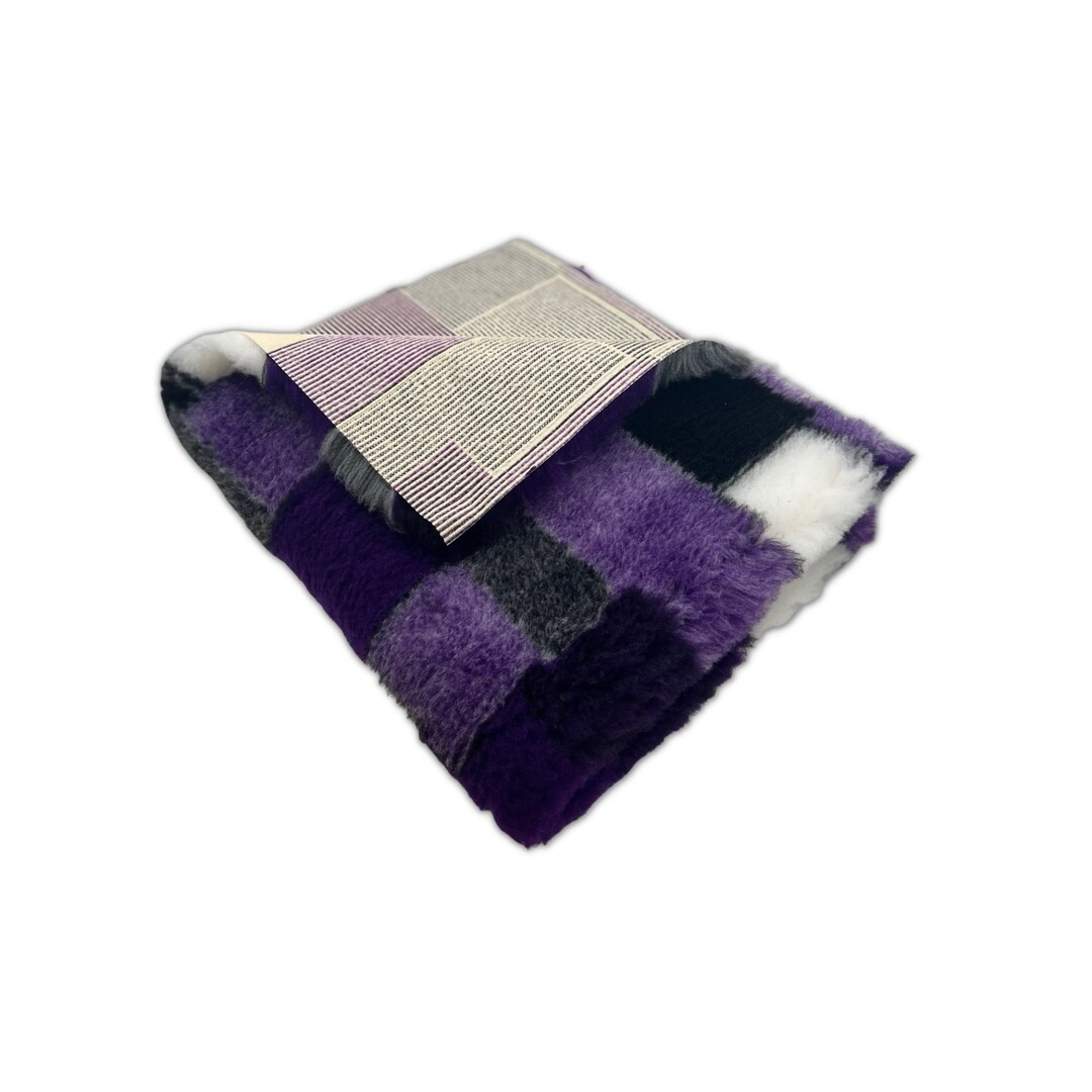 Pawstrading Dog Vet Mat Bed PATCH DESIGN Bedding Cage Blanket Whicks ...