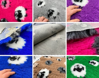 Pawstrading Dog Vet Mat Bed SHEEP DESIGN Bedding Cage Blanket Whicks Moisture