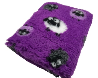 Pawstrading Dog Vet Mat Bed SHEEP DESIGN Bedding Cage Blanket Whicks Moisture