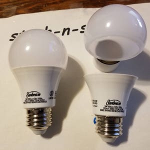 Lampadina Finta Per Nascondere Oggetti - Contenitore Segreto Per Soldi E Gioielli - Foto 2