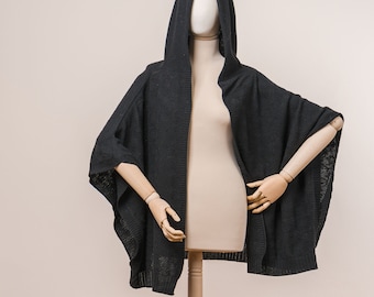 Mantello nero da donna Unisex con cappuccio in lana.