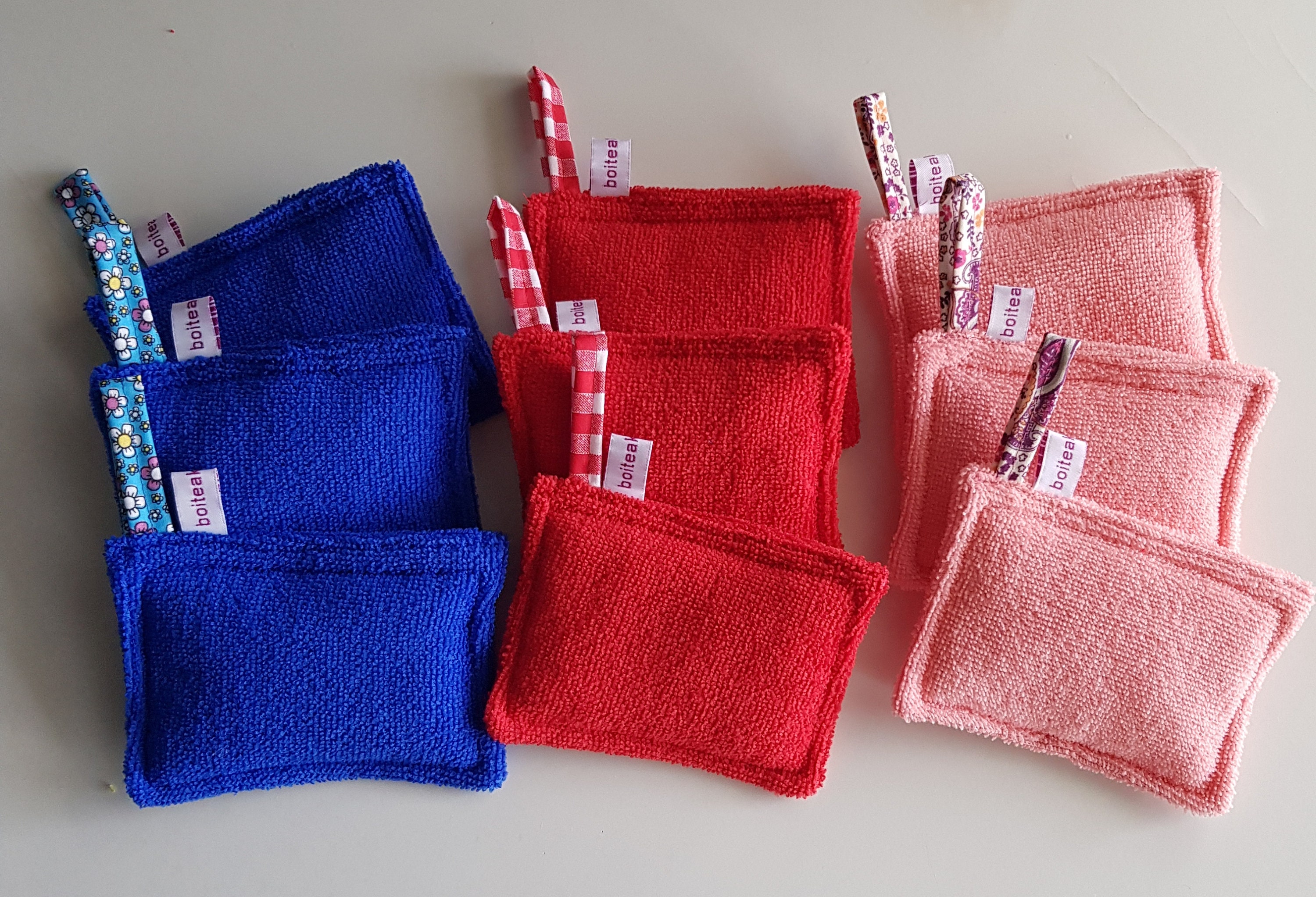 Éponge Lavable Double Face Microfibre Rouge, Bleu ou Rose