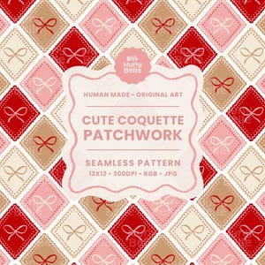 Könnte beinhalten: Nahtloses Muster mit sich wiederholenden roten, rosa und beigen Rauten, die mit Schleifen und gewellten Kanten verziert sind. Der Text "CUTE COQUETTE PATCHWORK" ist auf einem rosa Etikett zu sehen.