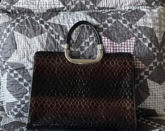 Womens Crocodile Leather Handbag Retro PU Casual Shoulder Bag Messenger Bag Wild Handbag 31x15x23CM Womens Crocodile Leather Handbag Retro PU Casual Shoulder Bag Messenger Bag Wild Handbag 31x15x23CM