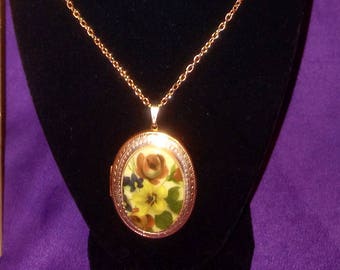 Flower Locket Necklace