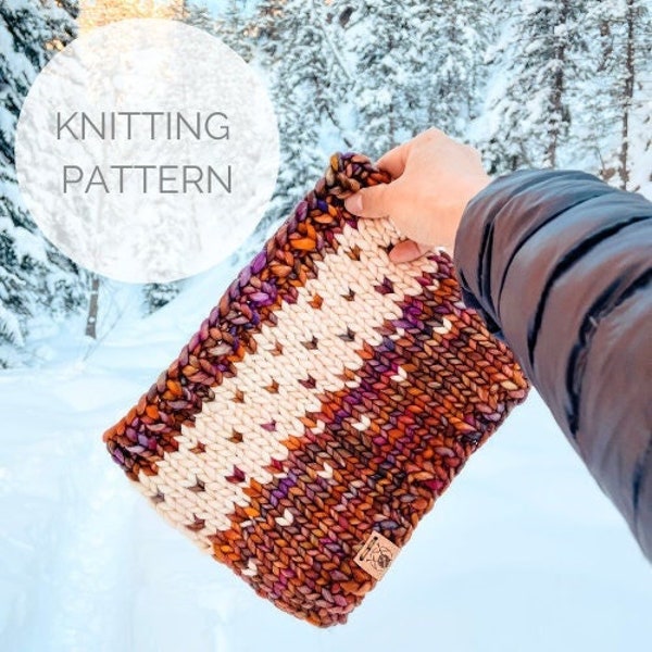 KNITTING PATTERN - Winterfell Cowl - Easy Beginner Colorwork Cowl