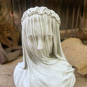 Veiled Lady Sculpture - Concrete Garden Home Decor