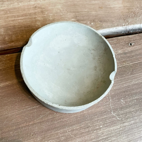 Concrete Ashtray - Cement Ashtray