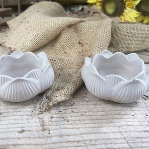 Lotus tealight holder made of concrete - Art Home Decor Garden - Set of 2 items