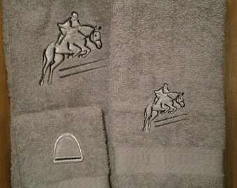 Embroidered Bath Towel Set &quot;Jump to the Sky&quot; - English Riding - English Riding Decor - Equestrian Decor - Horse Bath Towels - Horse Gift
