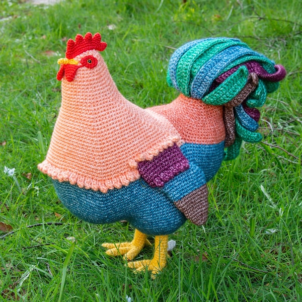 Rooster Crochet Pattern - Life-Sized Rooster Amigurumi Pattern