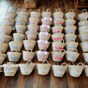 Personalized straw bridesmaid handbag,Bridesmaid beach bag gift,Bachelorette party gift basket,Custom bridesmaid handheld gift basket