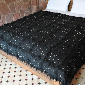 Wedding Moroccan Blanket ith 2 pilloiws, bedroom blanket,moroccan throw blanket,Handira blanket,Home decor, Boho, Christmas present gift