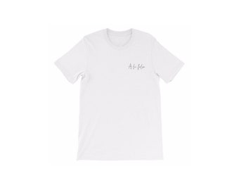 Blanco 'A La Folie' Meghan Markle inspirado camiseta bordada / EspejoMeg Réplica de estilo visto en la duquesa de Sussex