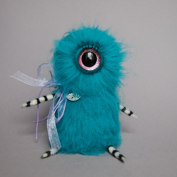 Cyclops Fantastic creature Needle felted Cute monster Fantasy felt toy Wool art Handmade toy Art dolls Creepy monster