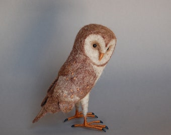 Barn owl Needle felted owl Felted sculpture Cute birds Miniature animal Pocket toy Wool owl Felted toy Felt art Felted barn owl Gift idea