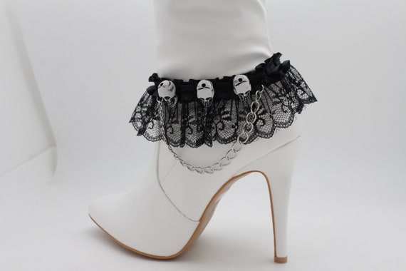 Women Gold Metal Chain Boot Bracelet Shoe Charm Bling Halloween Skeleton Skulls