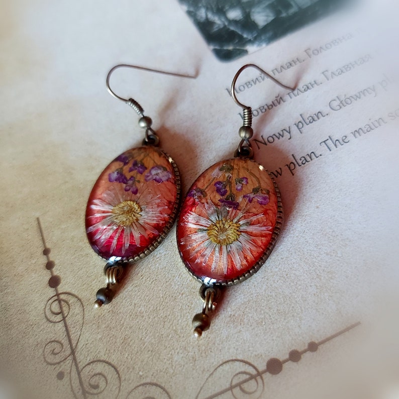 Pressed Flower Earrings Daisy Earrings Resin Jewelry Purple Etsy