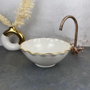 elegance bathroom sink Beige - porcelain & gold washbasin handmade