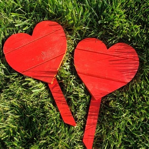 Handcrafted Wooden Heart Yard Post - Garden Decor - Wood Yard Decoration - Front Yard Post - Heart Yard Sign - Valentine&#39;s Day