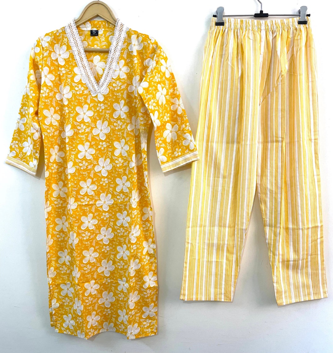 Women Kurta and Pant Set Cotton Blend
