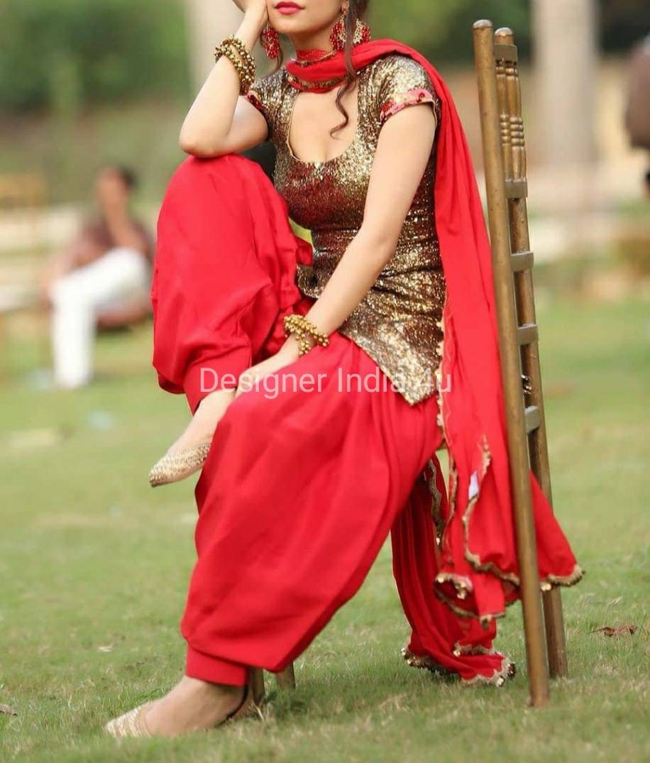 Black & Red Elegant Phulkari Patiala Salwar & Chikankari Kameez Set –  Inayakhan Shop
