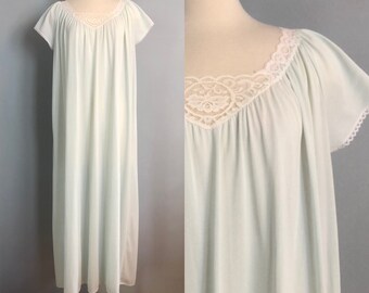 miss elaine night gowns