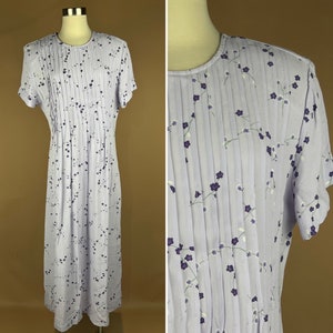 Vintage Womens Size L Lavender Floral Print Short Sleeve Long Dress