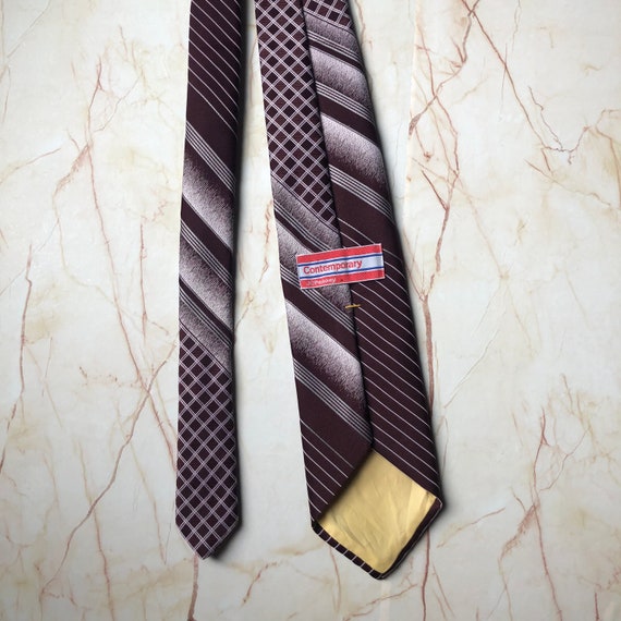 Vintage JCPenny Contemporary Maroon and White Tie - image 5