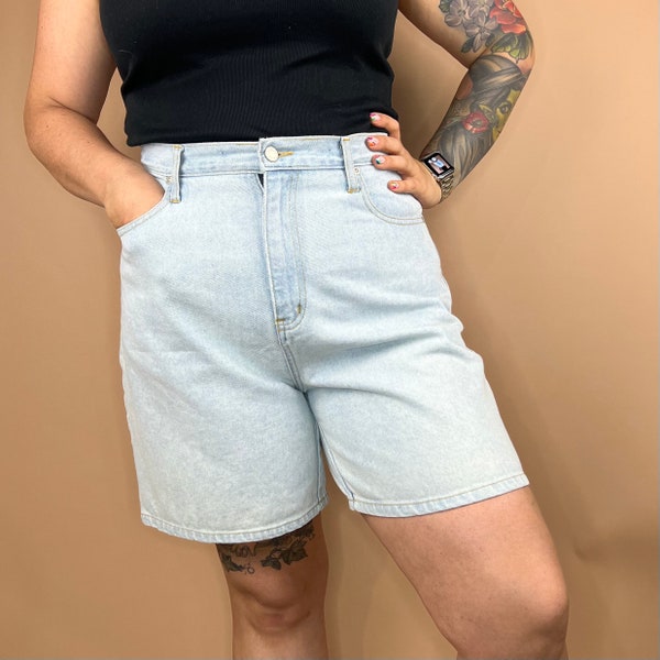 Vintage Light Wash Denim High Rise Mama Shorts Taille 33 Zoll