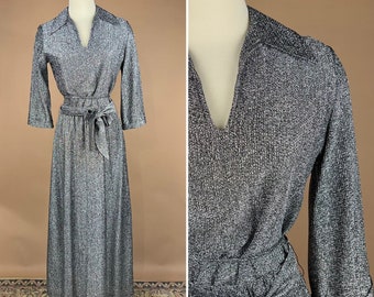 Vintage Women’s Size M Metallic Silver and Black Collared Shirt with Matching Skirt Set