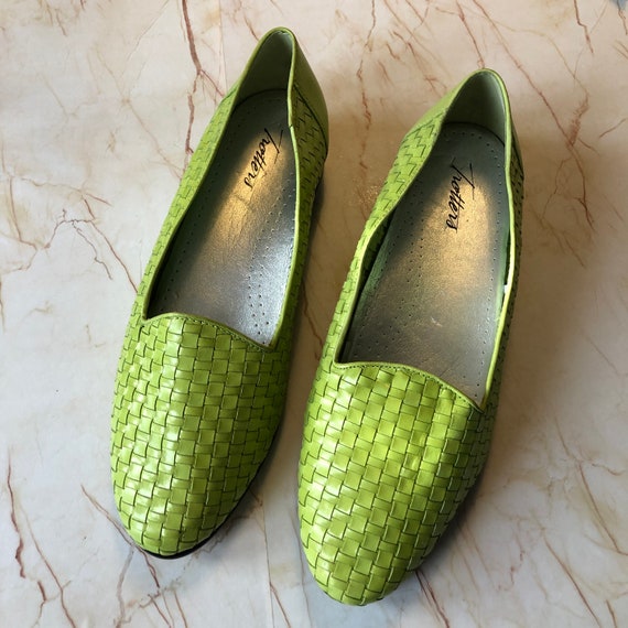 lime green flats