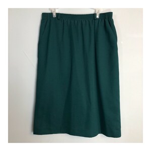 Size L Vintage Koret Dark Green Skirt with Belt Loops
