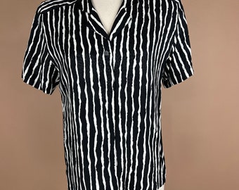 Vintage Women’s Size L Black and White Vertical Striped Blouse