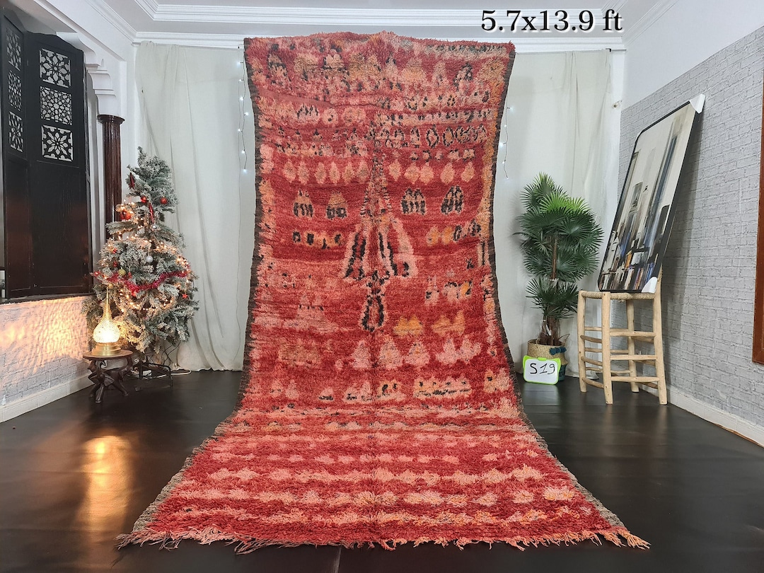 Vintage Handmade Red Moroccan Rug: Berber Sheep Wool Carpet (5.7 X