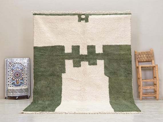 CHIC WOOL RUG, White & Green Moroccan Rug, Stylish Beni Ourain Rug, Personalized Berber Carpet, Handmade Shaggy Area Rug, Plush Home Accents