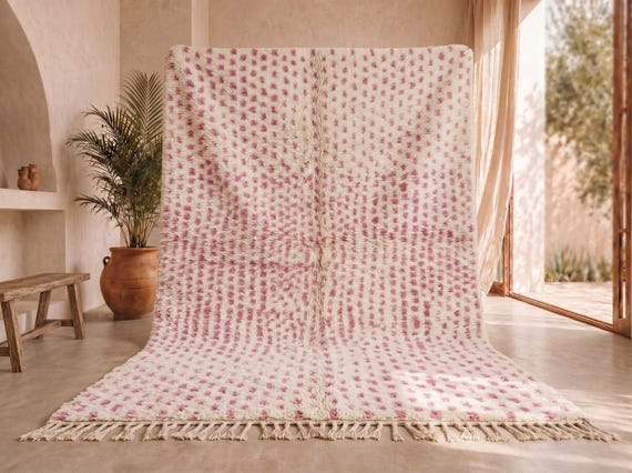 Custom Pink Dot Beni Ourain Rug – Hand-Knotted Moroccan Wool High Pile Living Room Carpet